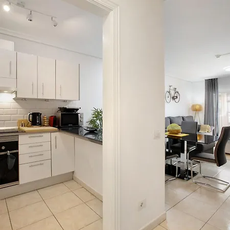 Breeze Island Appartement *